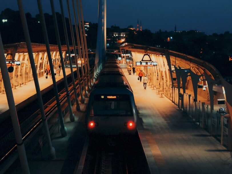 Istanbul night metro hours
